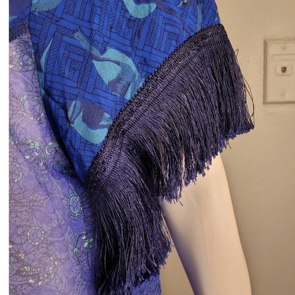 Maaji Fringe Robe Shawl Beach Cover-Up Small Graphic  Dark Floral Indie Boho - Picture 3 of 10